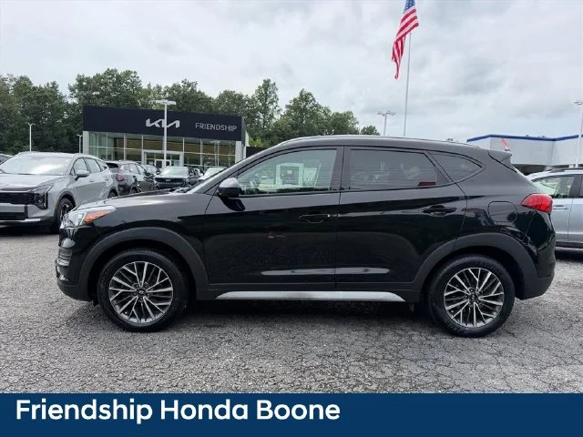 Used 2021 Black Hyundai SEL image 4