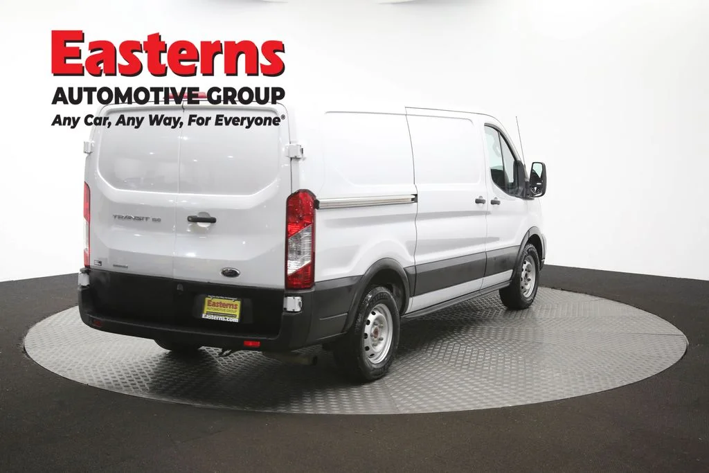 Used 2022 White Ford Base image 38