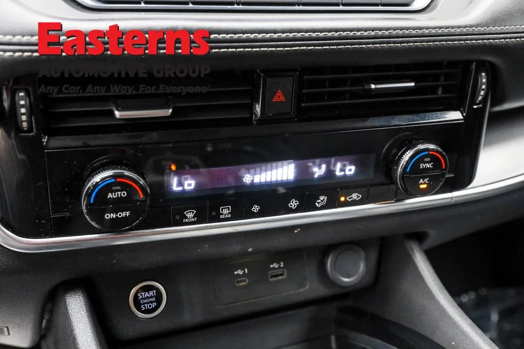 Used 2022 White Nissan SV image 20