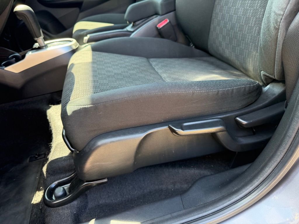 Used 2015  Honda LX image 13