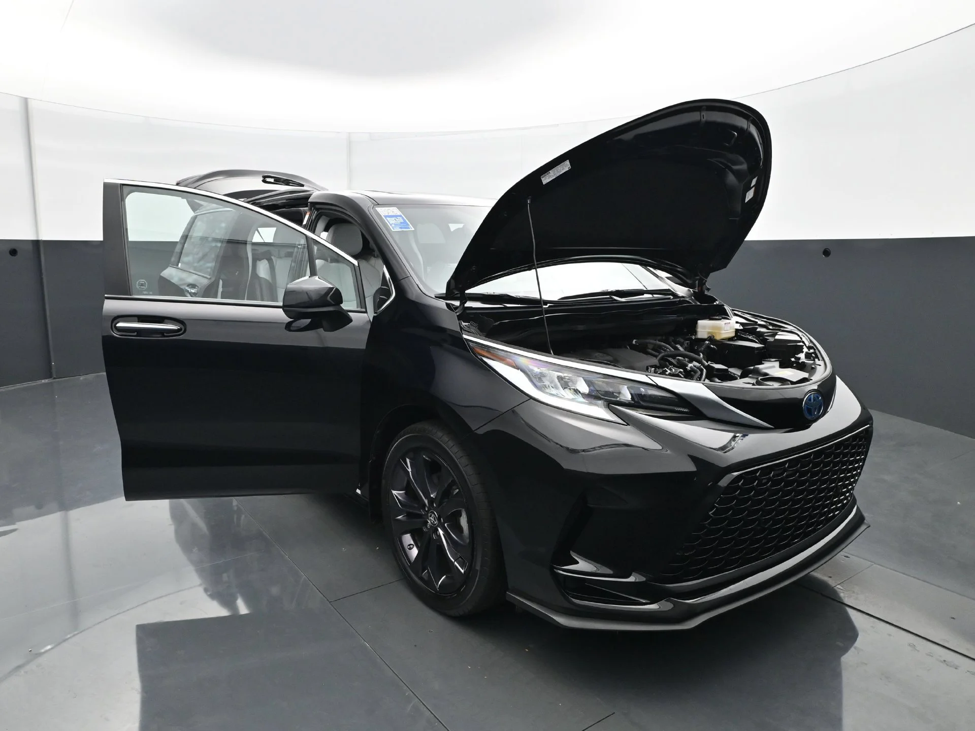 Used 2022 Black Toyota XSE image 39
