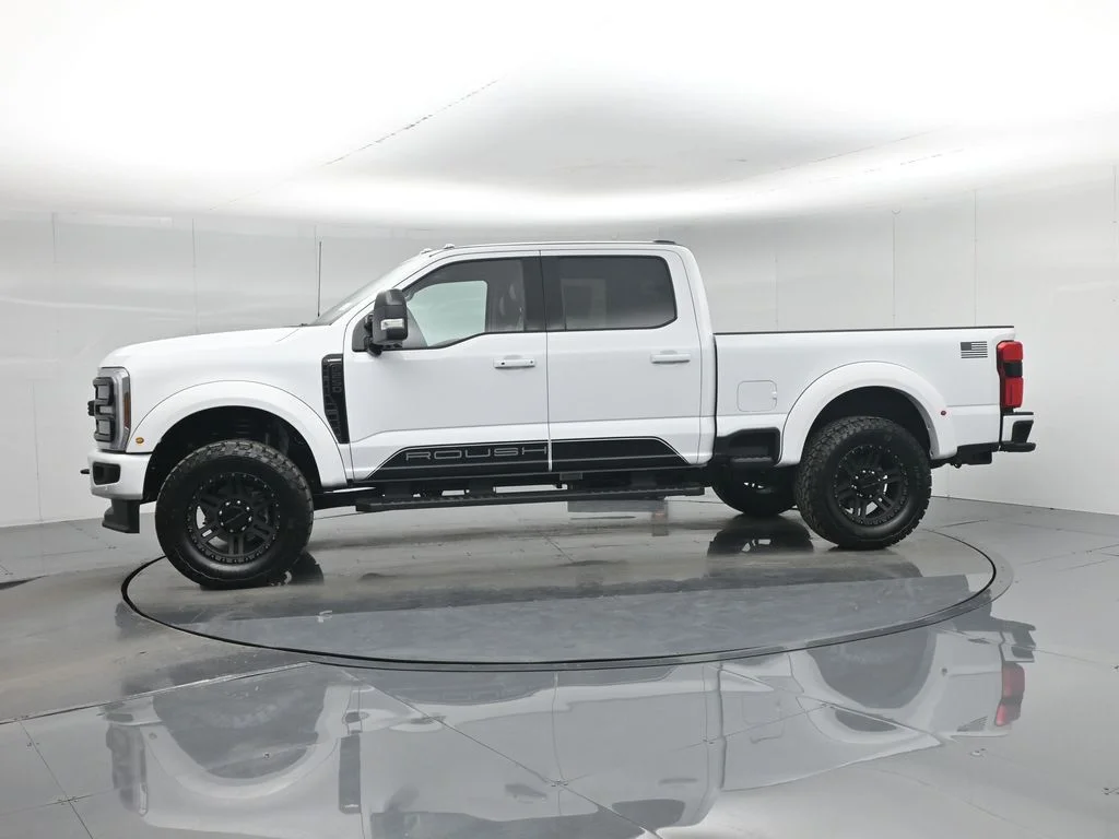 New 2026 Oxford White Ford Lariat image 32