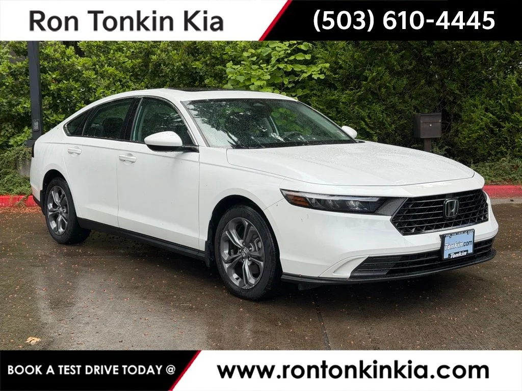 Used 2023 Platinum White Honda EX image 1