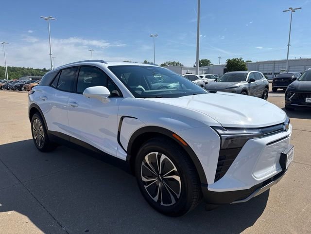 2026 Chevrolet Blazer EV LT AWD's photo