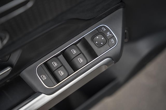 New 2026  Mercedes-Benz GLB 250 image 39
