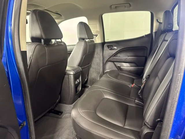 Used 2019 Blue Chevrolet LT image 12