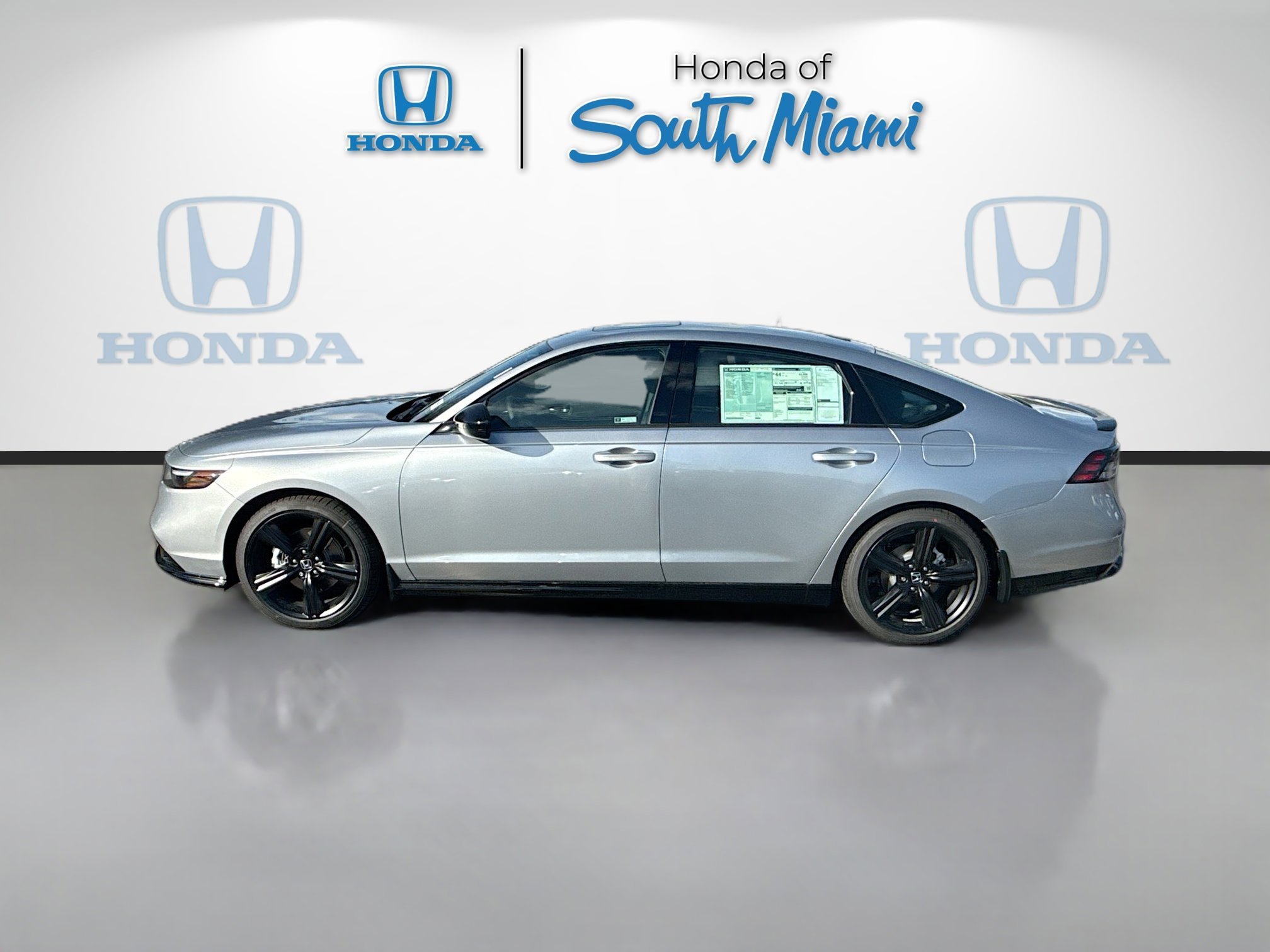 New 2026 Solar Silver Metallic Honda Sport-L image 4