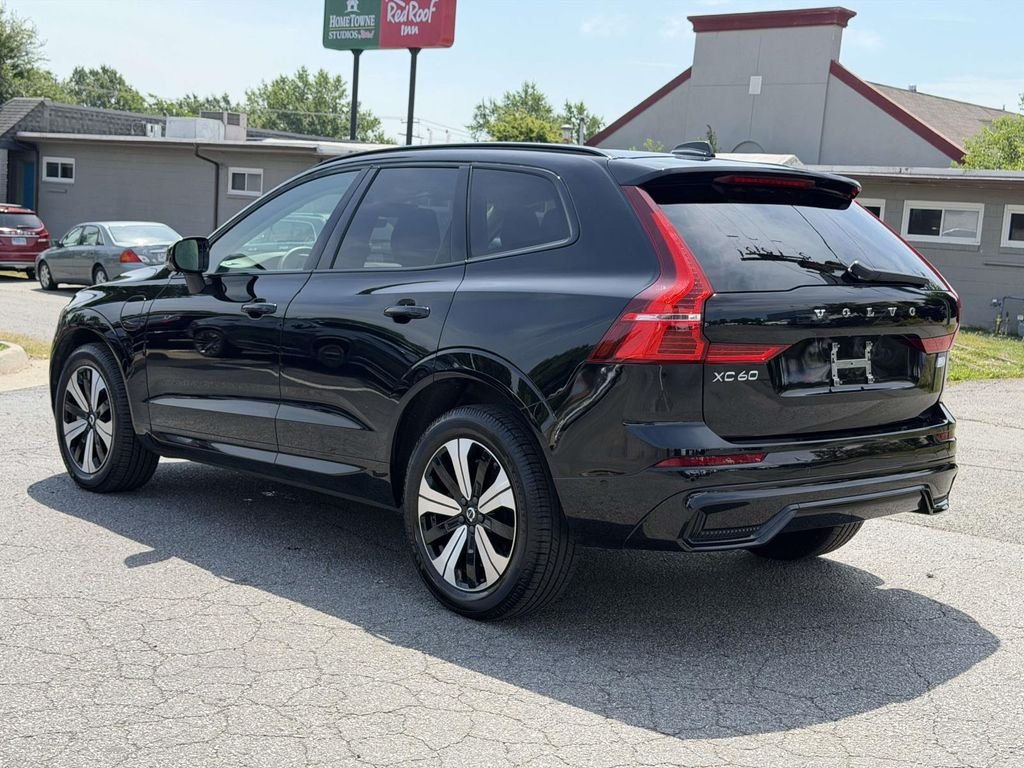 Used 2024 Black Volvo T8 Plus Dark Theme image 22