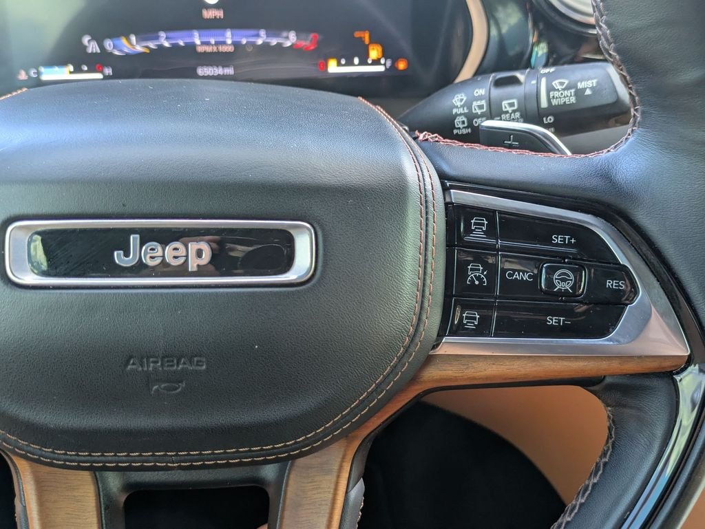 Used 2022 Black Jeep Summit image 17