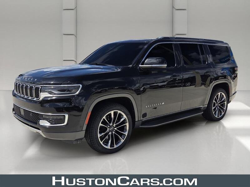 Used 2022 Diamond Black JEEP SERIES II 4X2 image 1