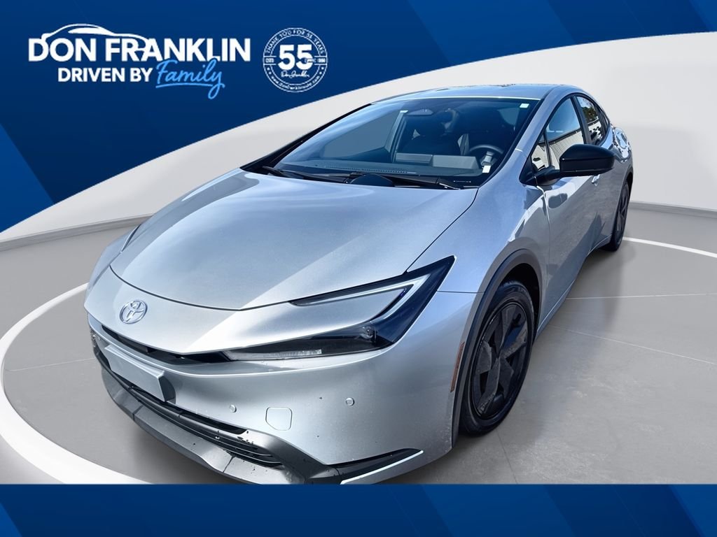 2023 Toyota Prius LE FWD's photo