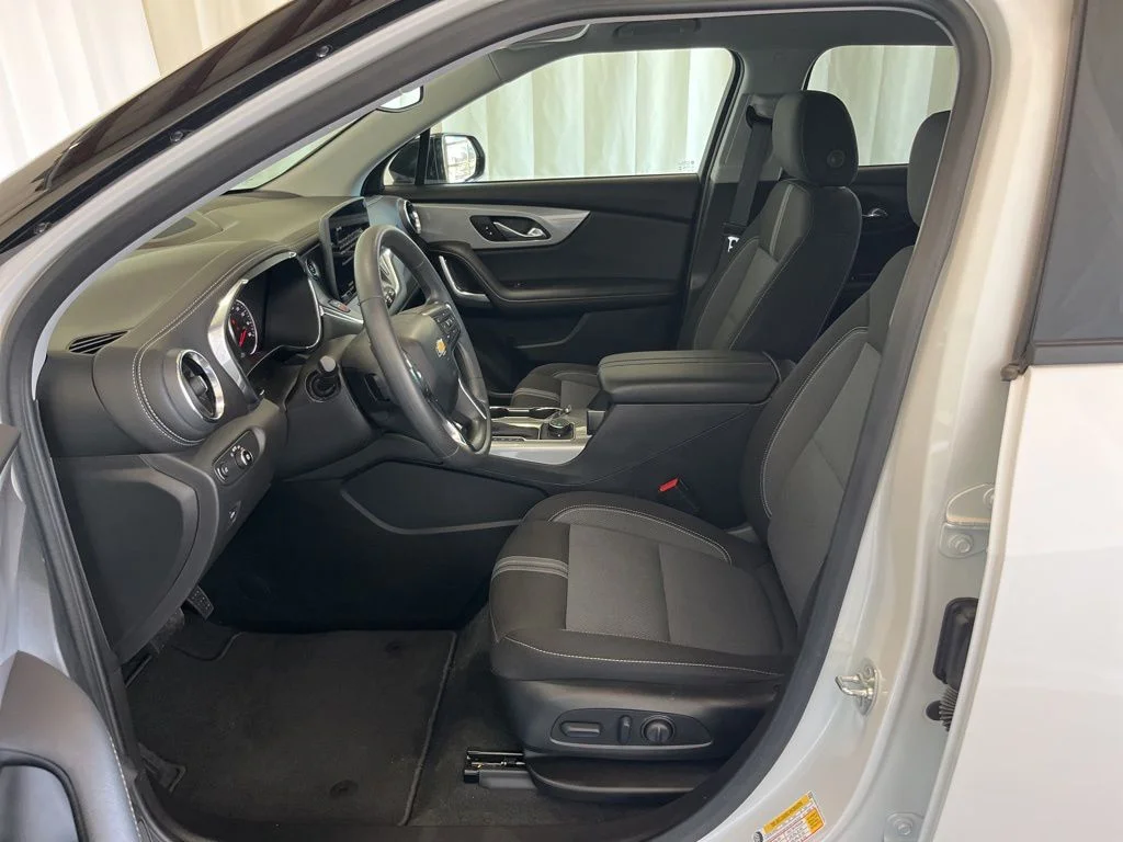 Used 2024 Beige Chevrolet LT image 3