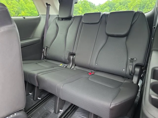 New 2026 Ceramic Silver Kia SX Prestige image 7