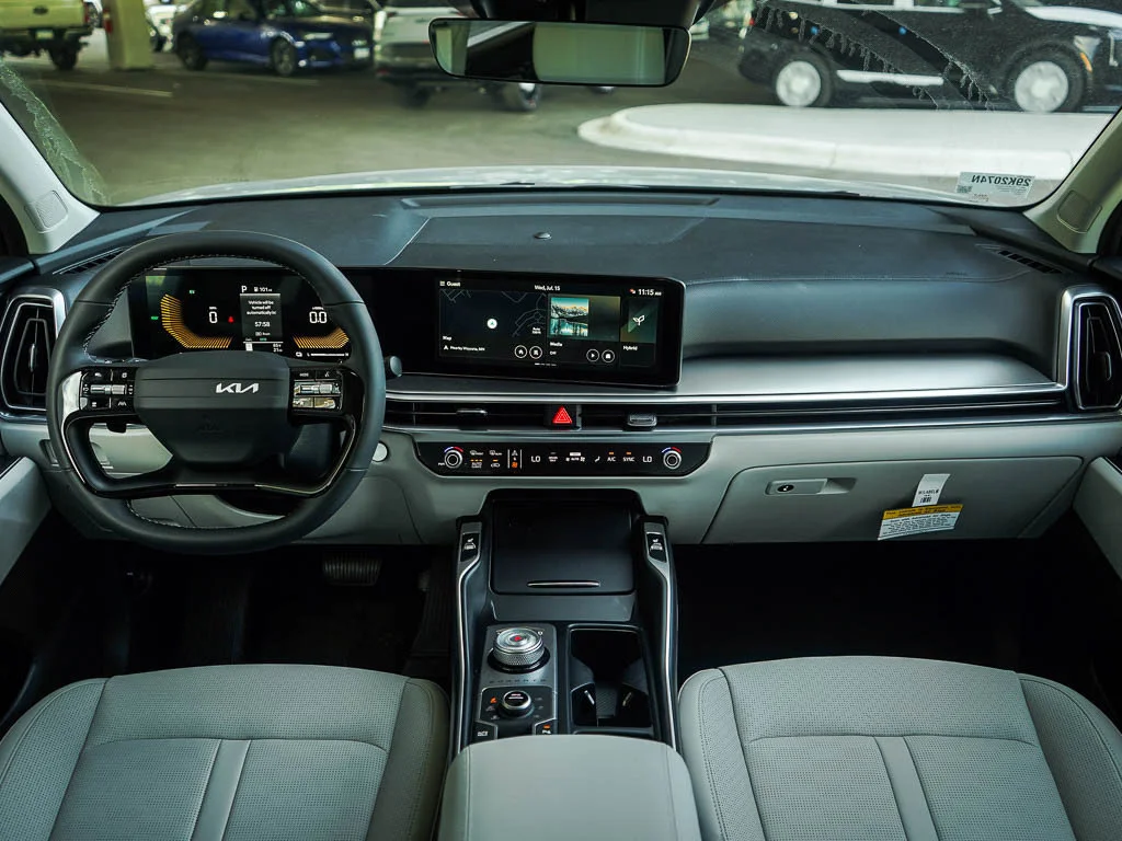 New 2026 Cityscape Green Kia EX AWD image 15