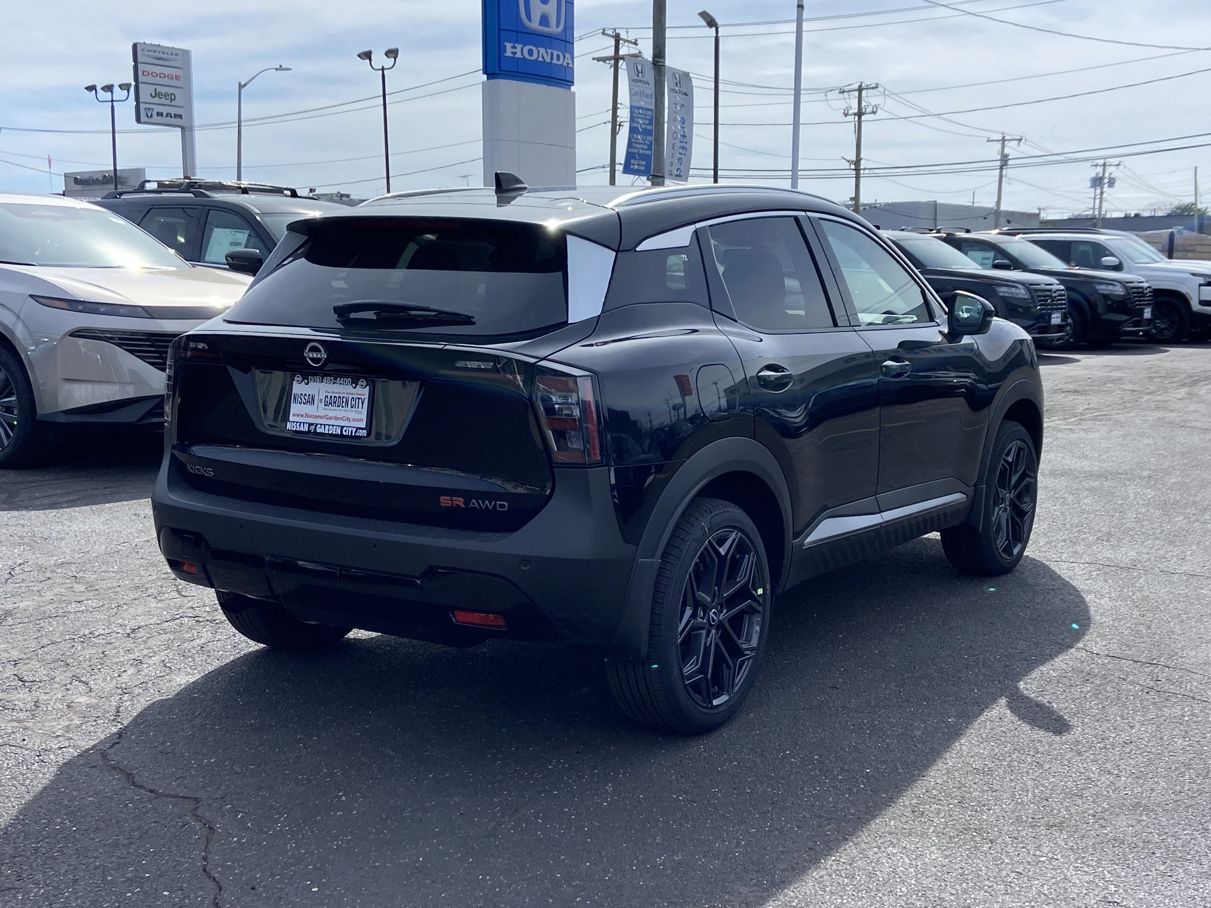 New 2026 Super Black Nissan SR image 4