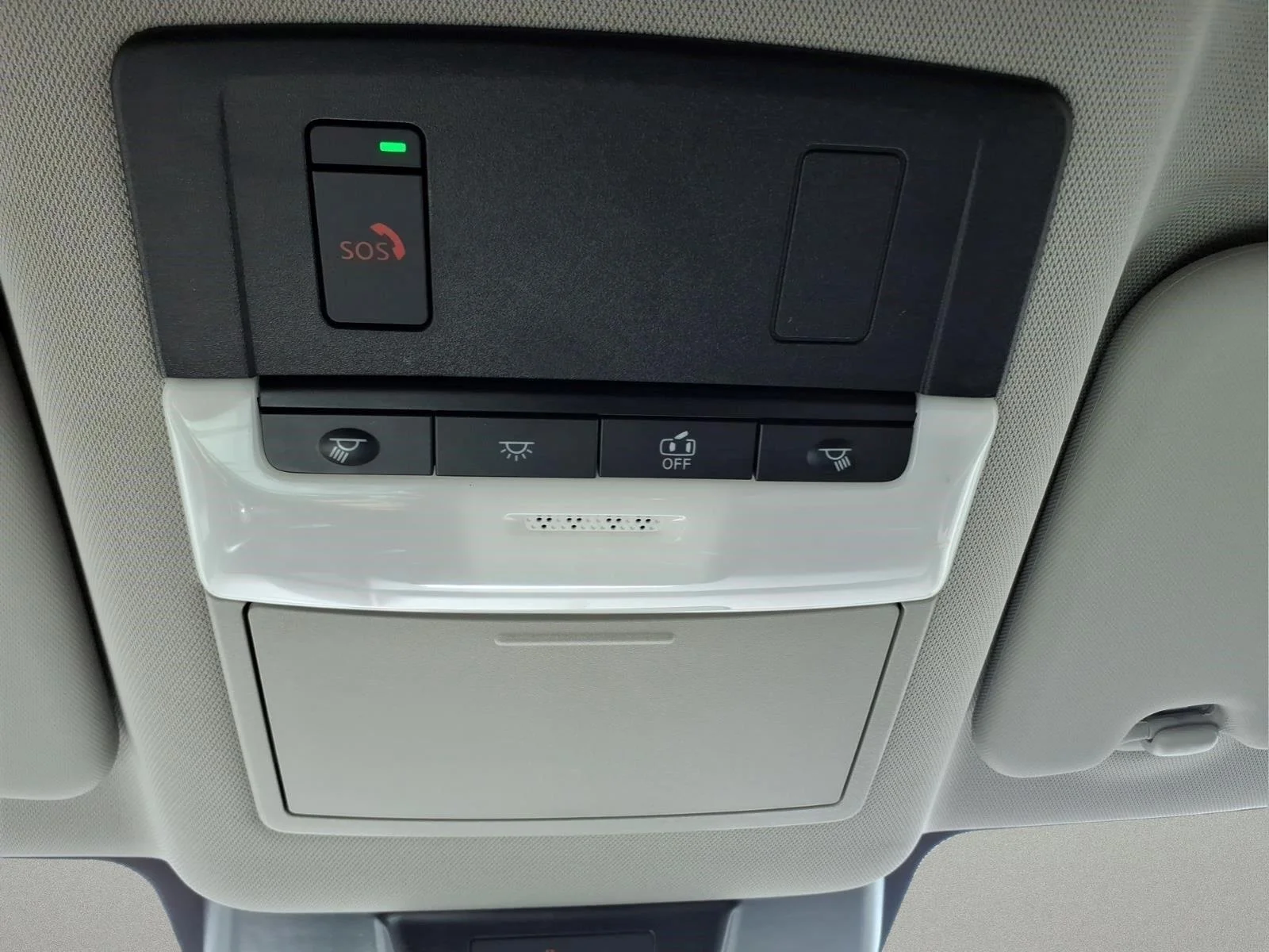 Used 2023 Super Black Nissan SV image 28