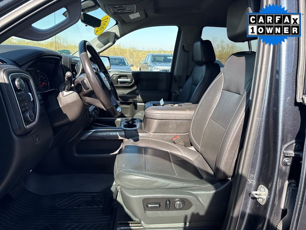 Used 2021 Shadow Gray Metallic Chevrolet LTZ image 26