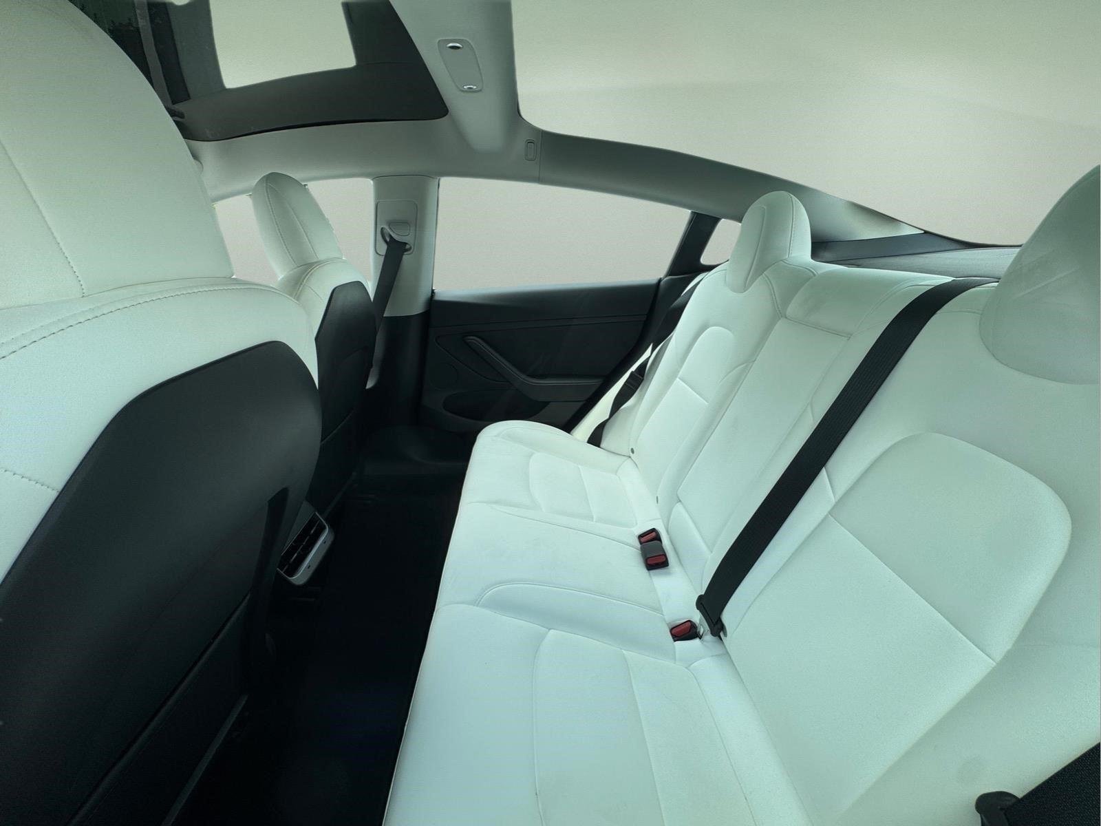 Used 2022  Tesla Long Range image 6