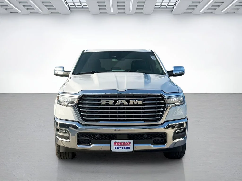 New 2026 Bright White Clear-Coat Exterior Paint RAM Laramie image 7