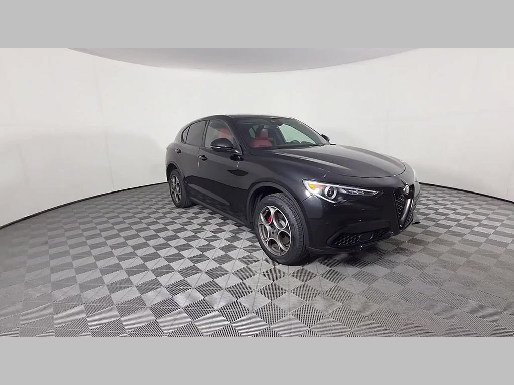 2023 Alfa Romeo Stelvio Sprint - Photo 34