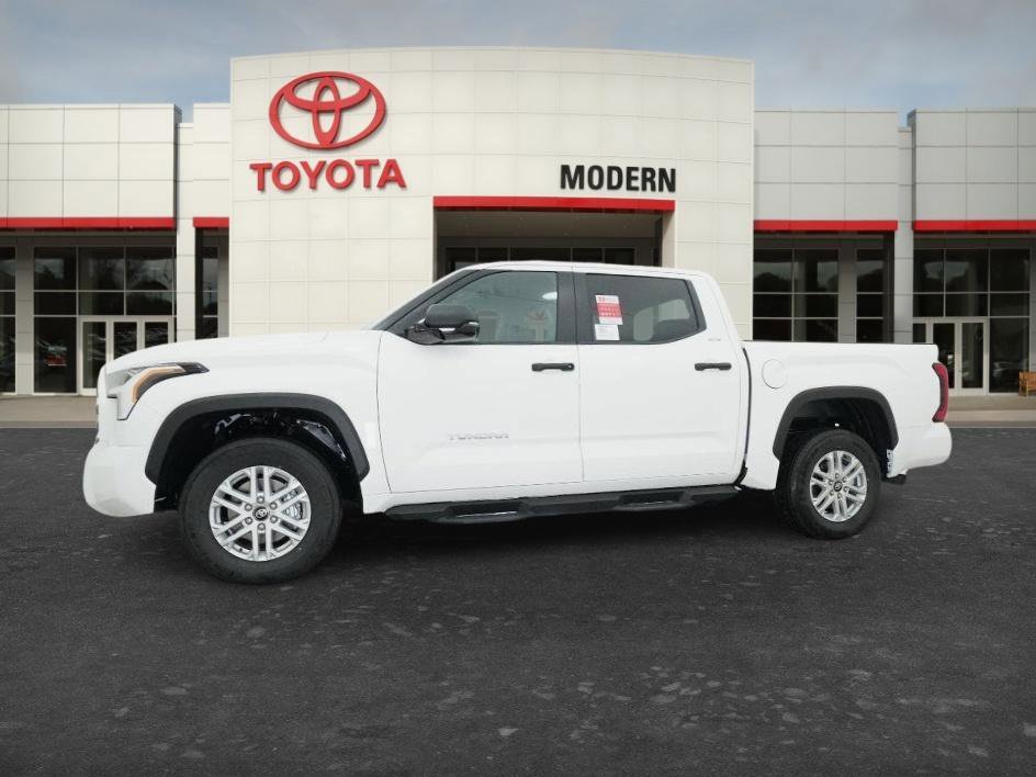 New 2026 Ice Cap Toyota SR5 image 2
