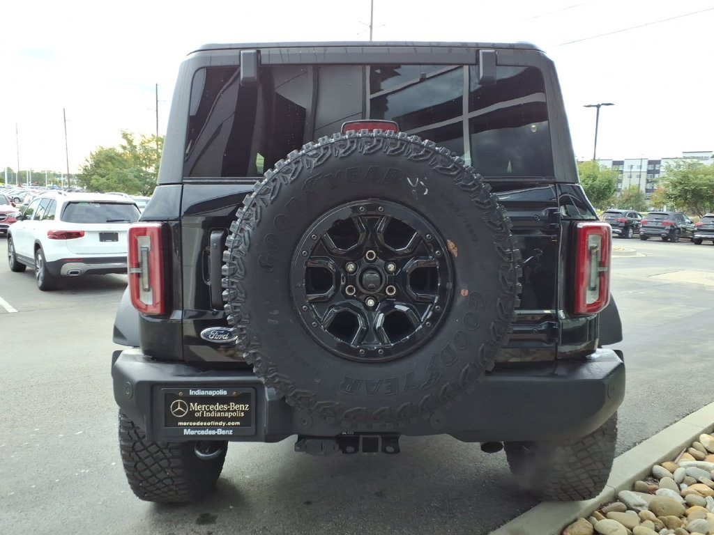 Used 2023 Shadow Black Ford Wildtrak image 5