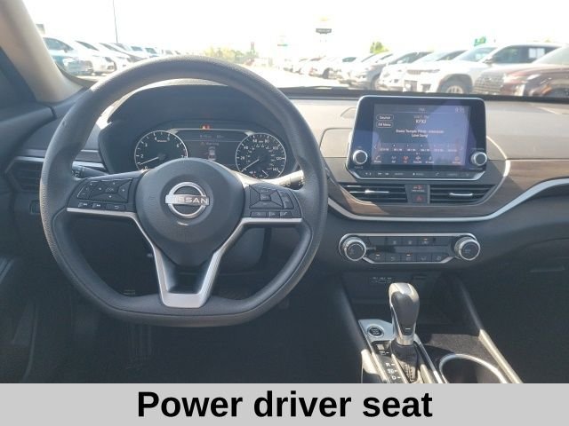 Used 2024 Black Nissan 2.5 SV image 4