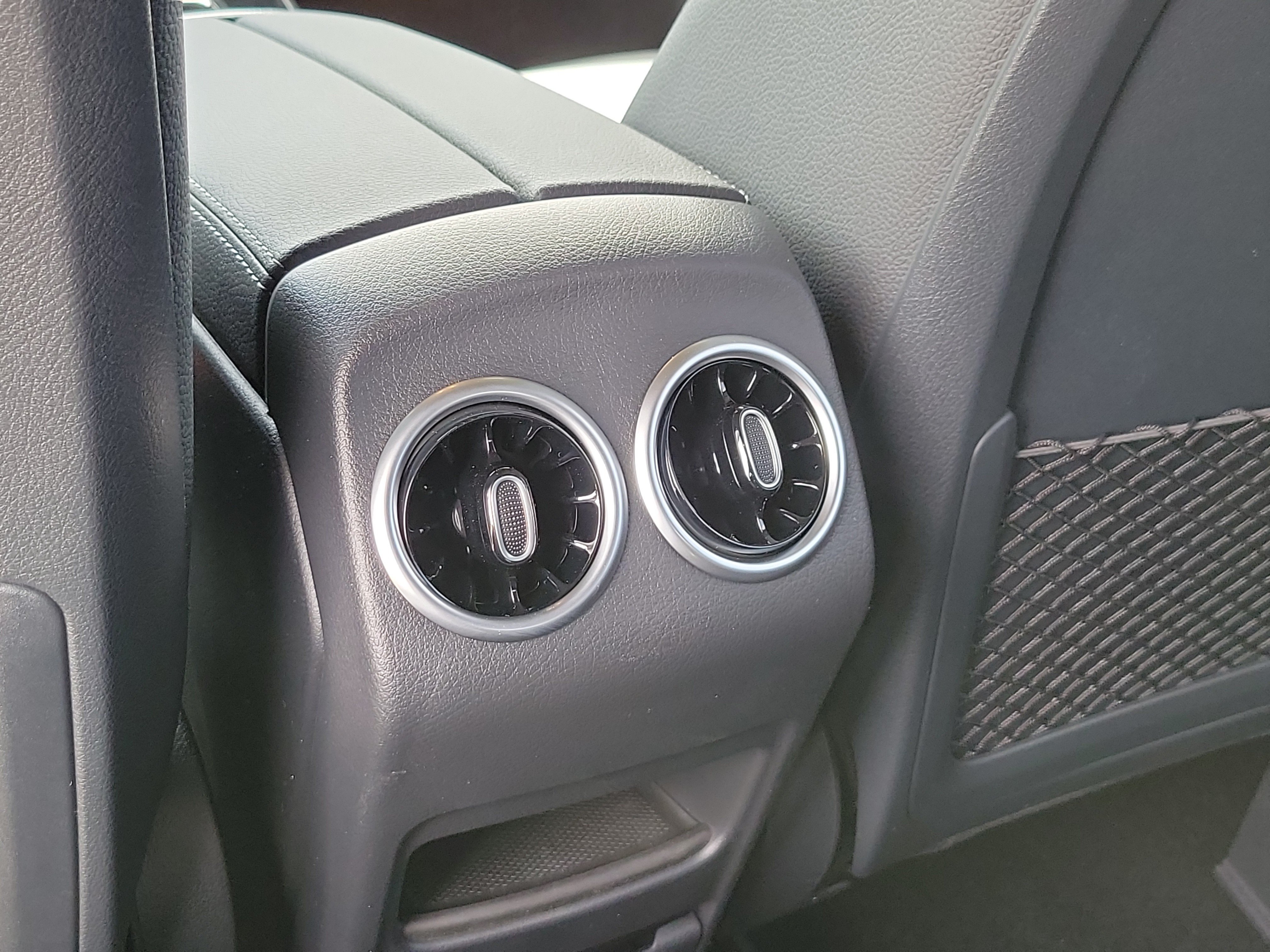 New 2026 Mountain Grey Metallic Mercedes-Benz GLA 250 image 39