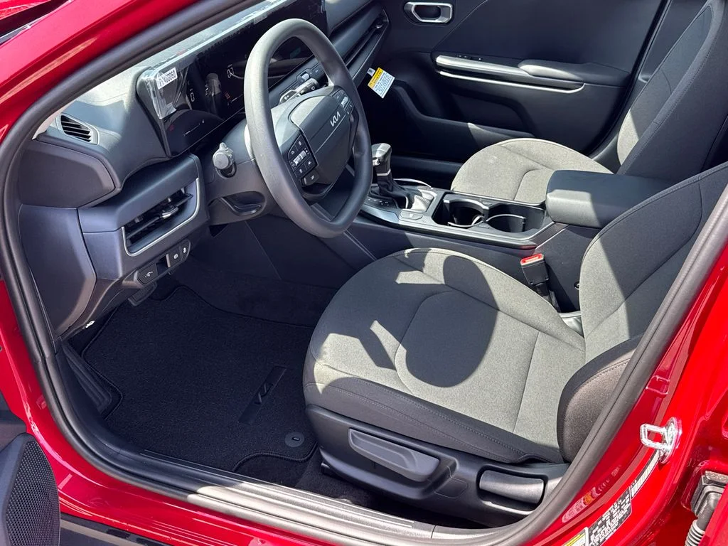 New 2026 Currant Red Kia LXS image 9