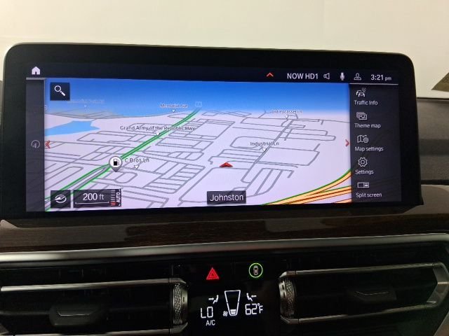 Used 2023 Black BMW xDrive30i image 18