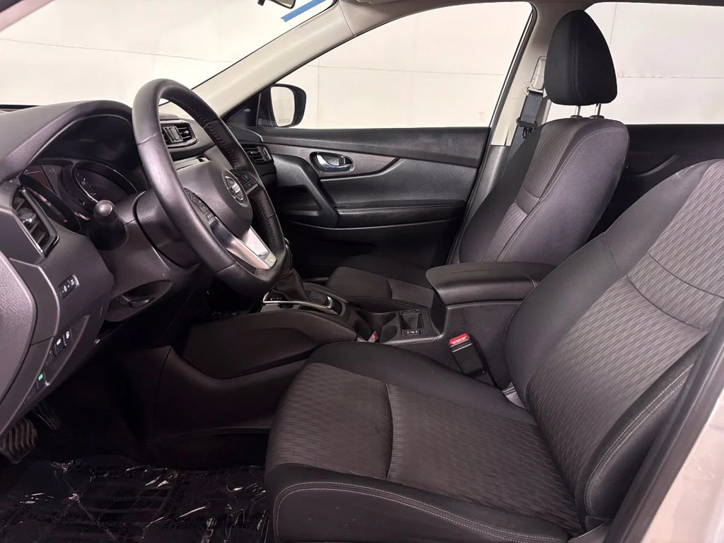 Used 2020 Silver Nissan SV image 22