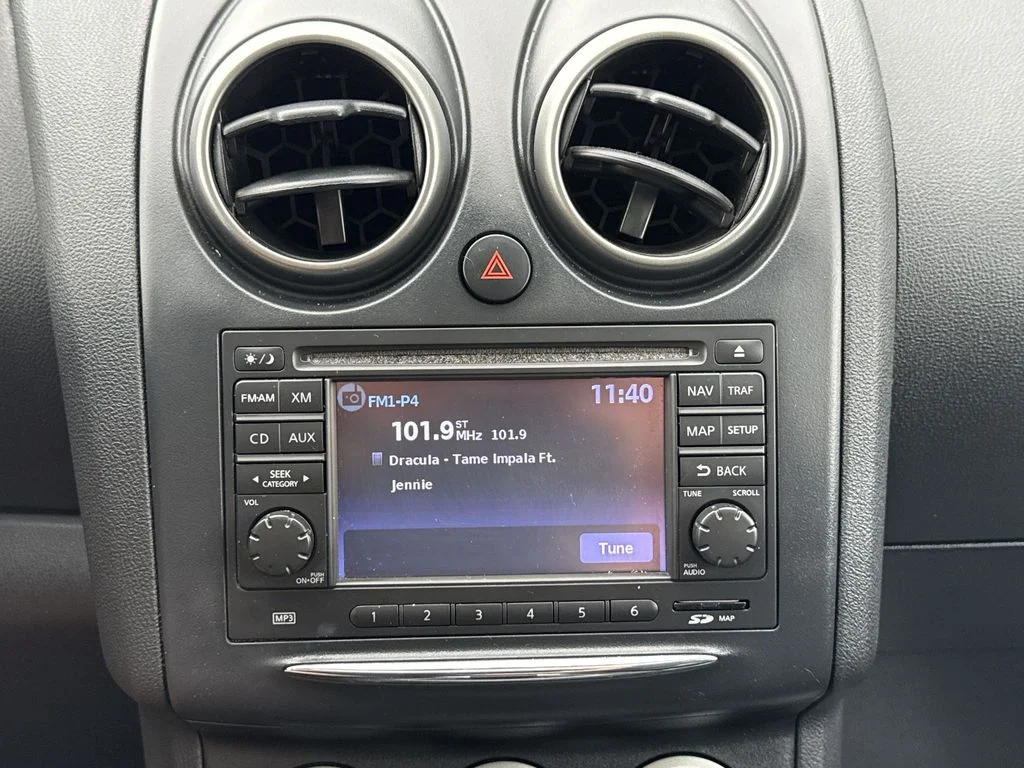 Used 2013 Black Nissan SL image 16