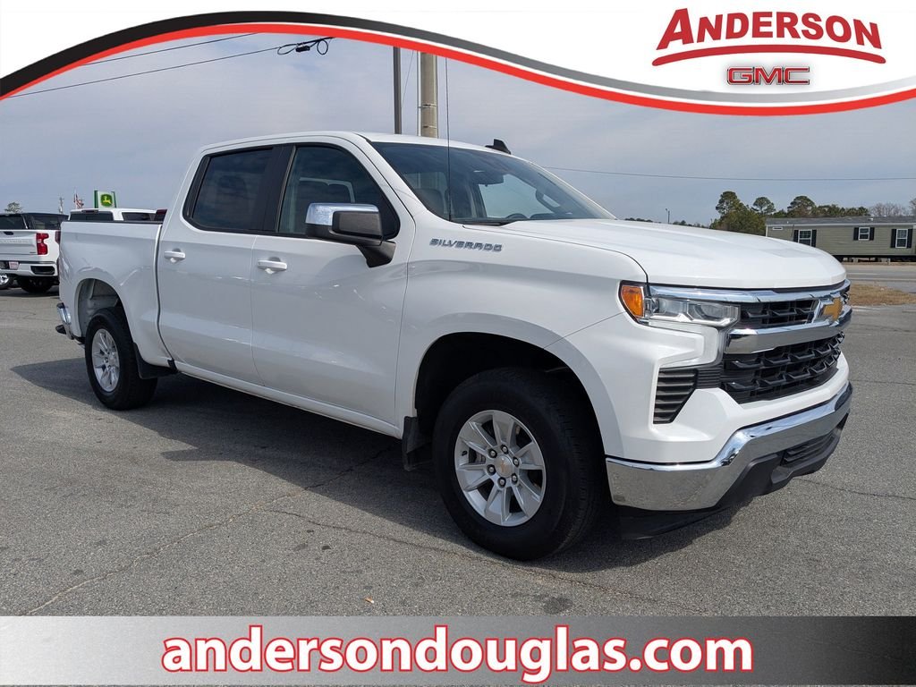 2025 Chevrolet Silverado 1500 LT Crew Cab Short Box's photo