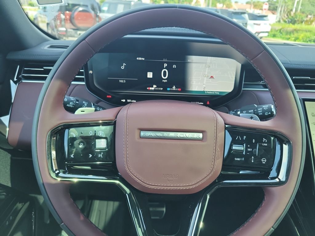 New 2026 Fuji White LAND ROVER Dynamic SE image 29