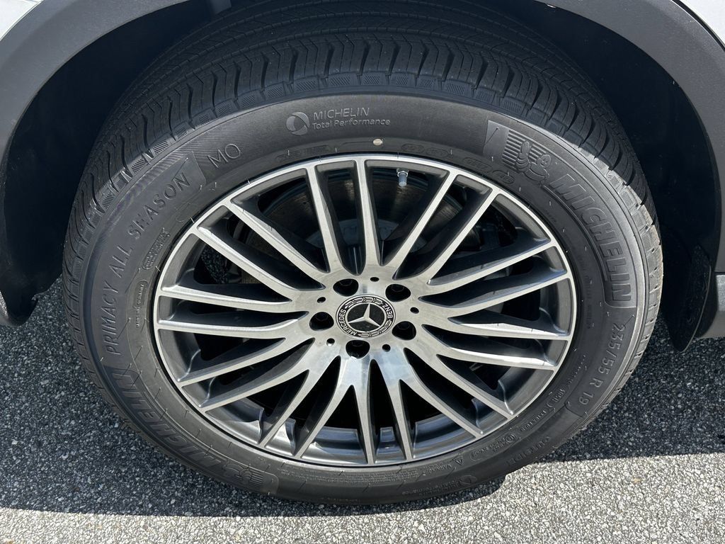 New 2026 Polar White Mercedes-Benz GLC 300 image 20