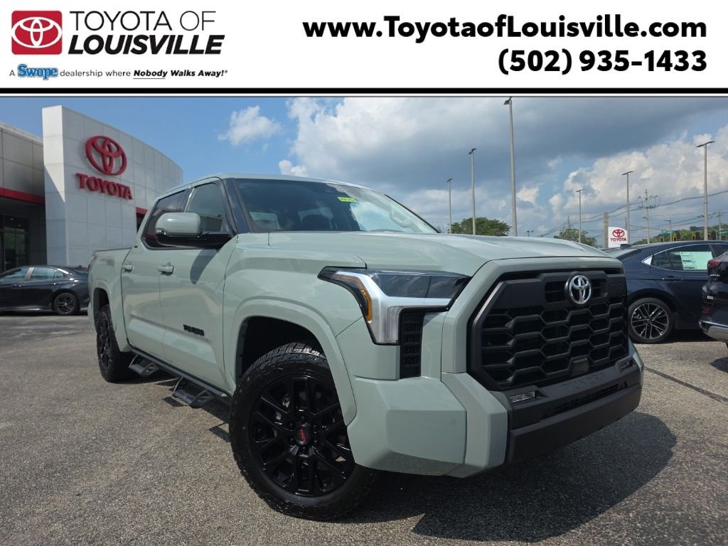 Used 2022 Gray Toyota SR5 image 1