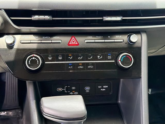 Used 2025 White Hyundai SE image 15