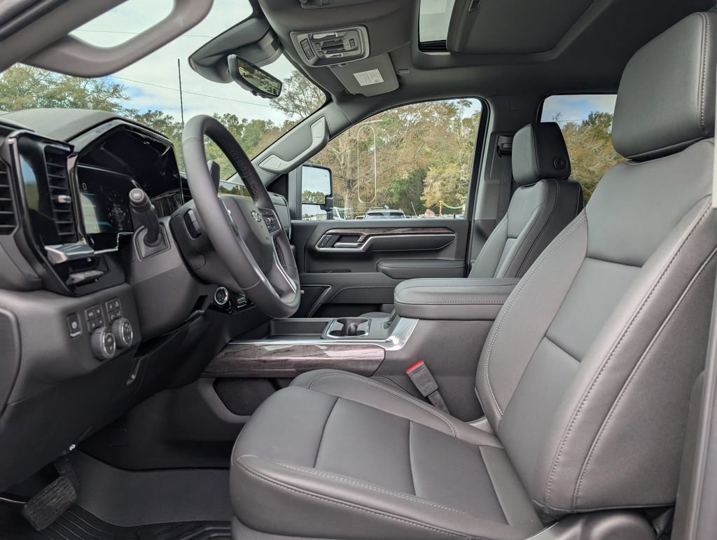 2026 Chevrolet Silverado 2500 HD LTZ - Photo 15