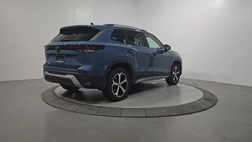 New 2026 Blue Volkswagen 2.0T SE image 5