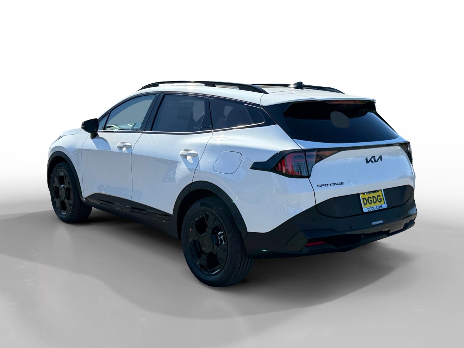 New 2026 Snow White Pearl Kia X-Line image 3