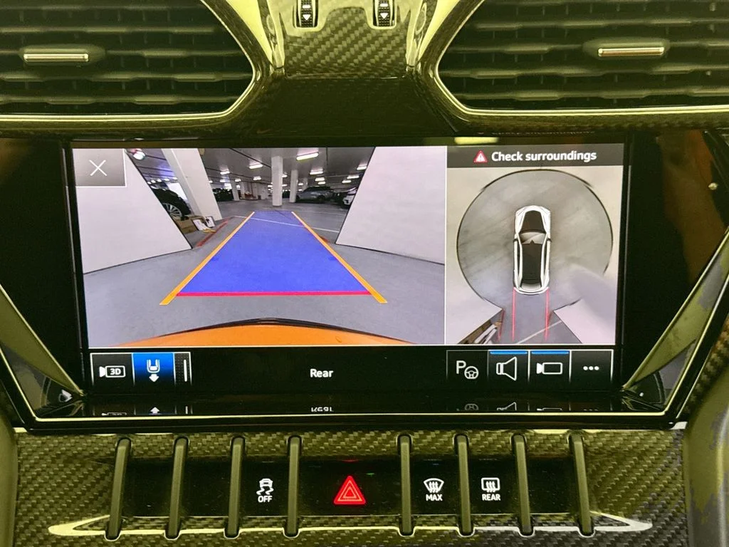Used 2023 Arancio Borealis Metallic Lamborghini Performante image 14