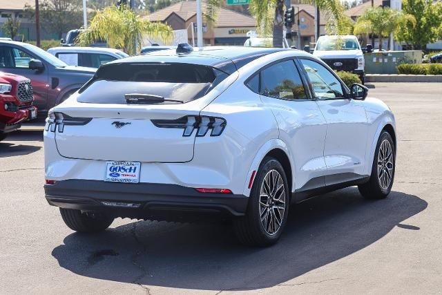 New 2026 Star White Metallic Tri-coat Ford Premium image 34