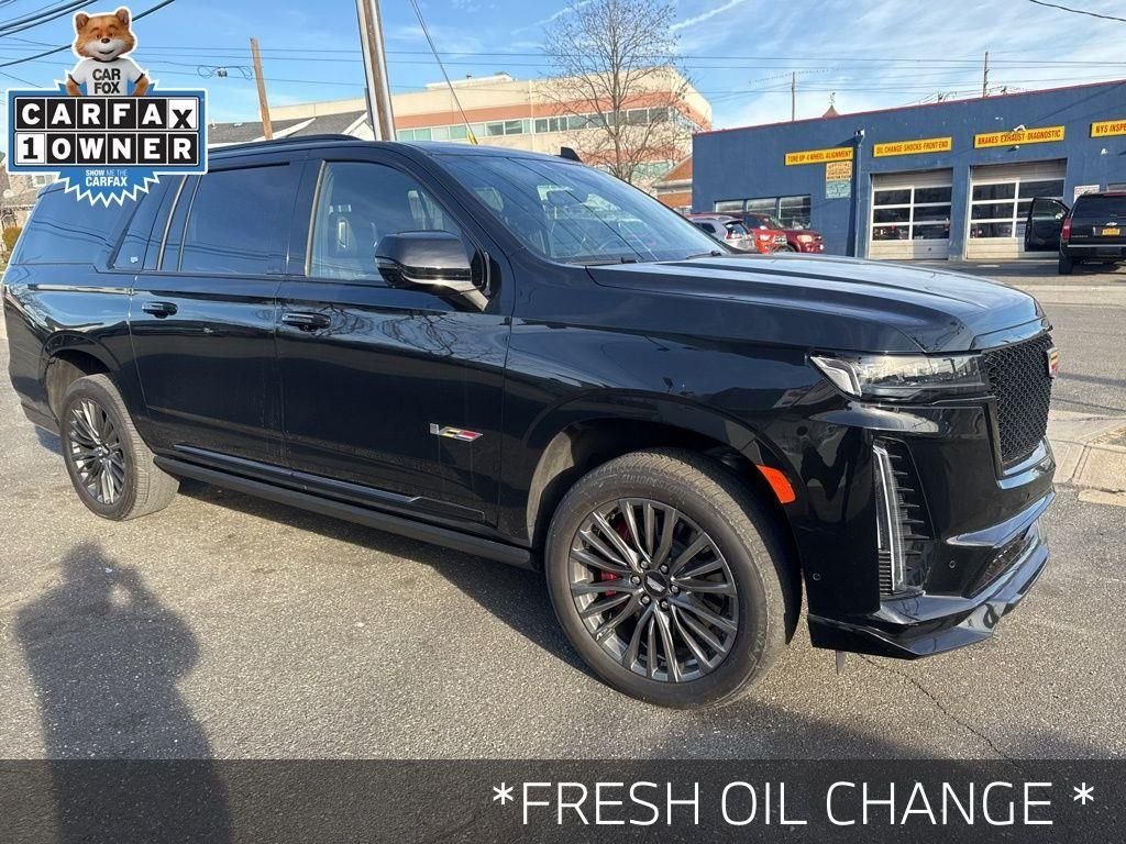 2023 Cadillac Escalade ESV V-Series - Photo 13