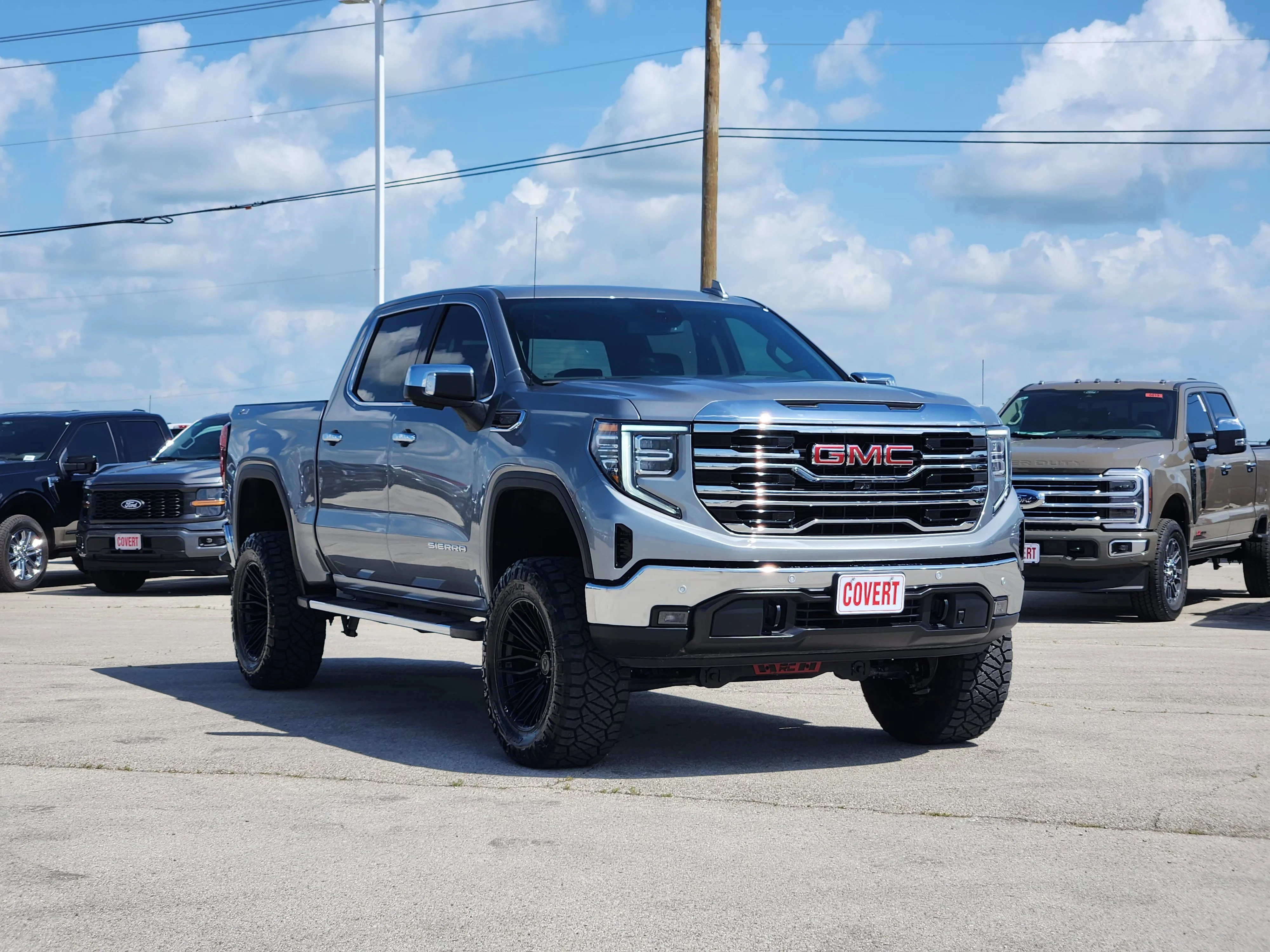 Used 2026 Sterling Metallic GMC SLT image 3