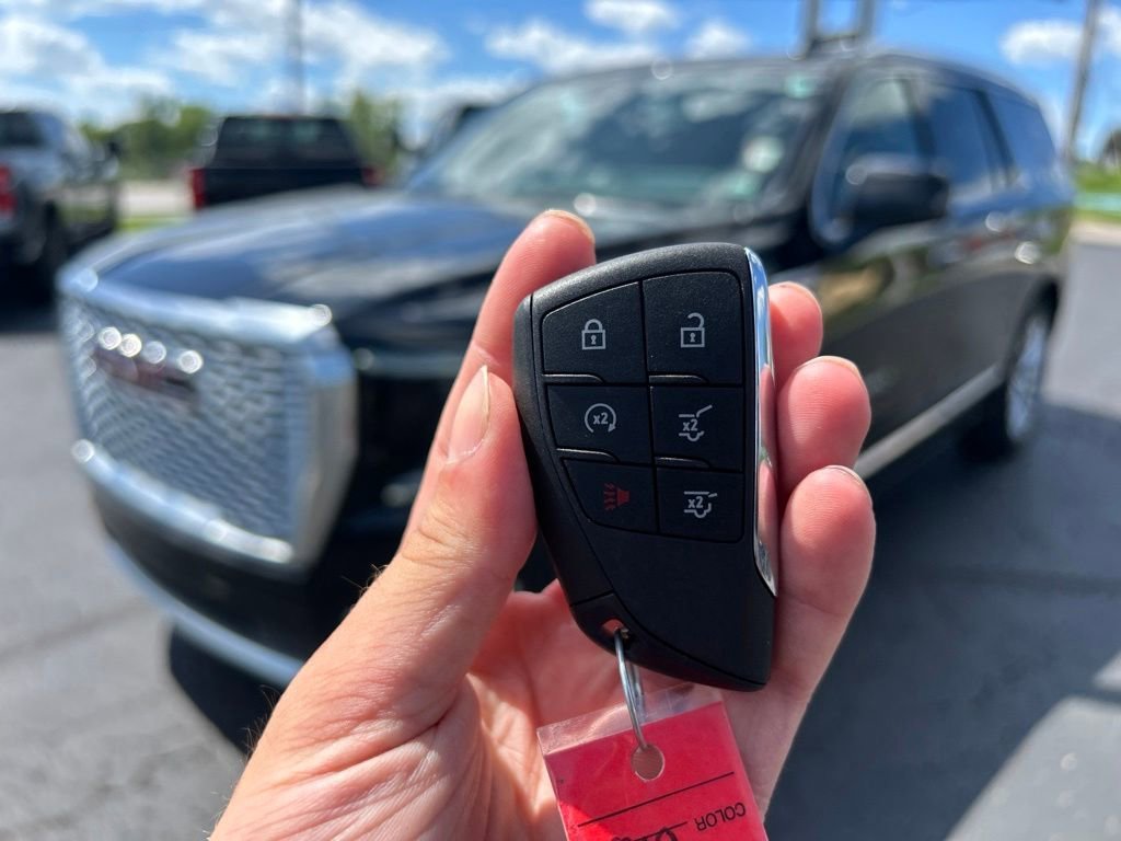Used 2024 Onyx Black GMC Denali image 53