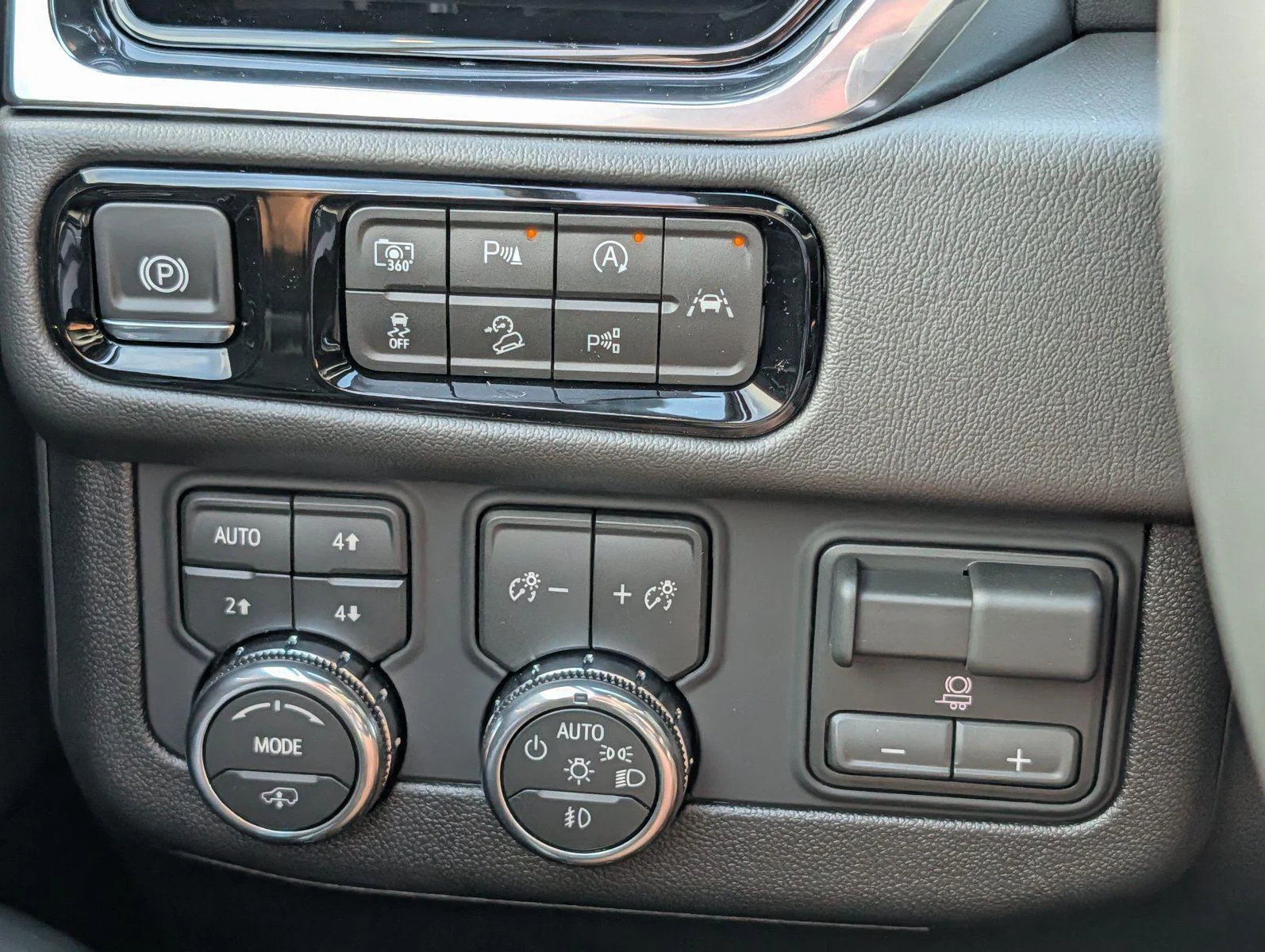 New 2026 Onyx Black GMC Denali image 28