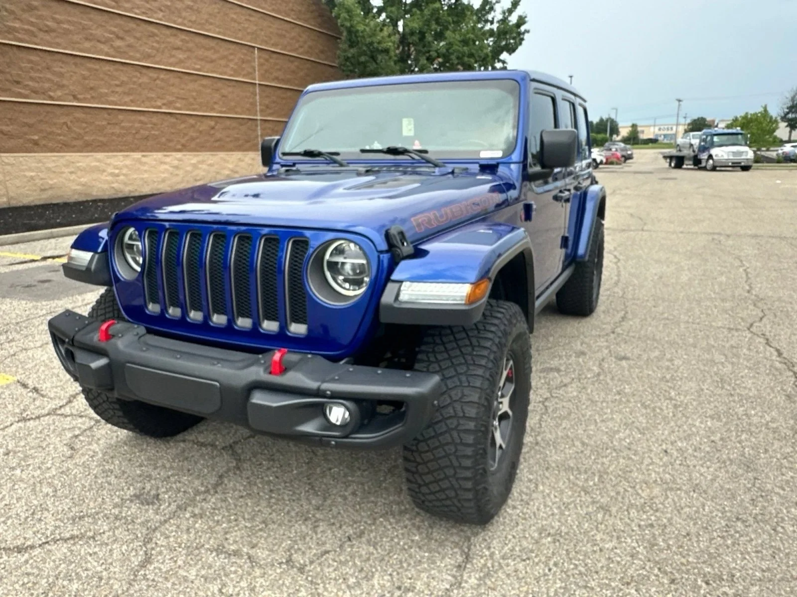 Used 2020 Ocean Blue Metallic Clearcoat Jeep Rubicon image 12