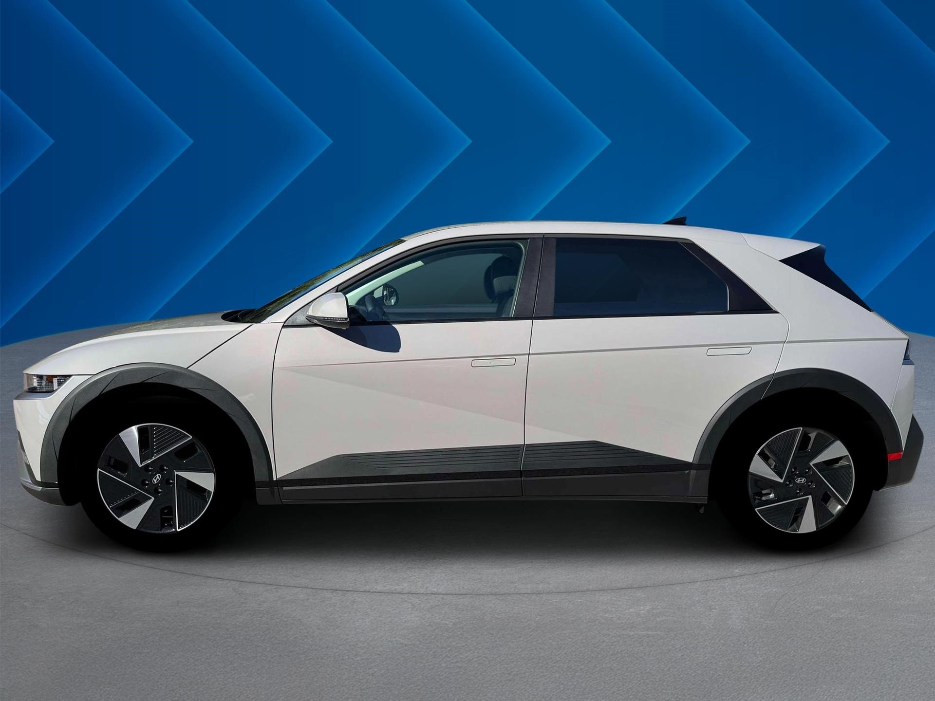 New 2026 Cyber Gray Hyundai SEL image 3