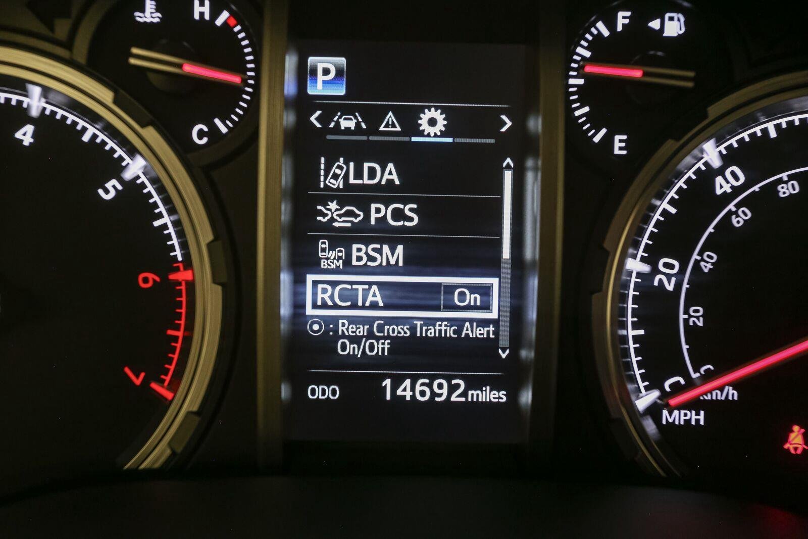 Used 2024 Ice Cap Toyota TRD Off-Road Premium image 39