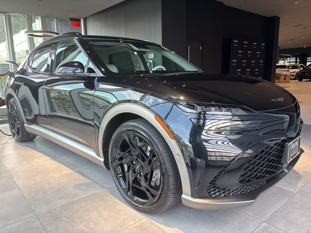 2023 Genesis GV60 GV60 Performance's photo